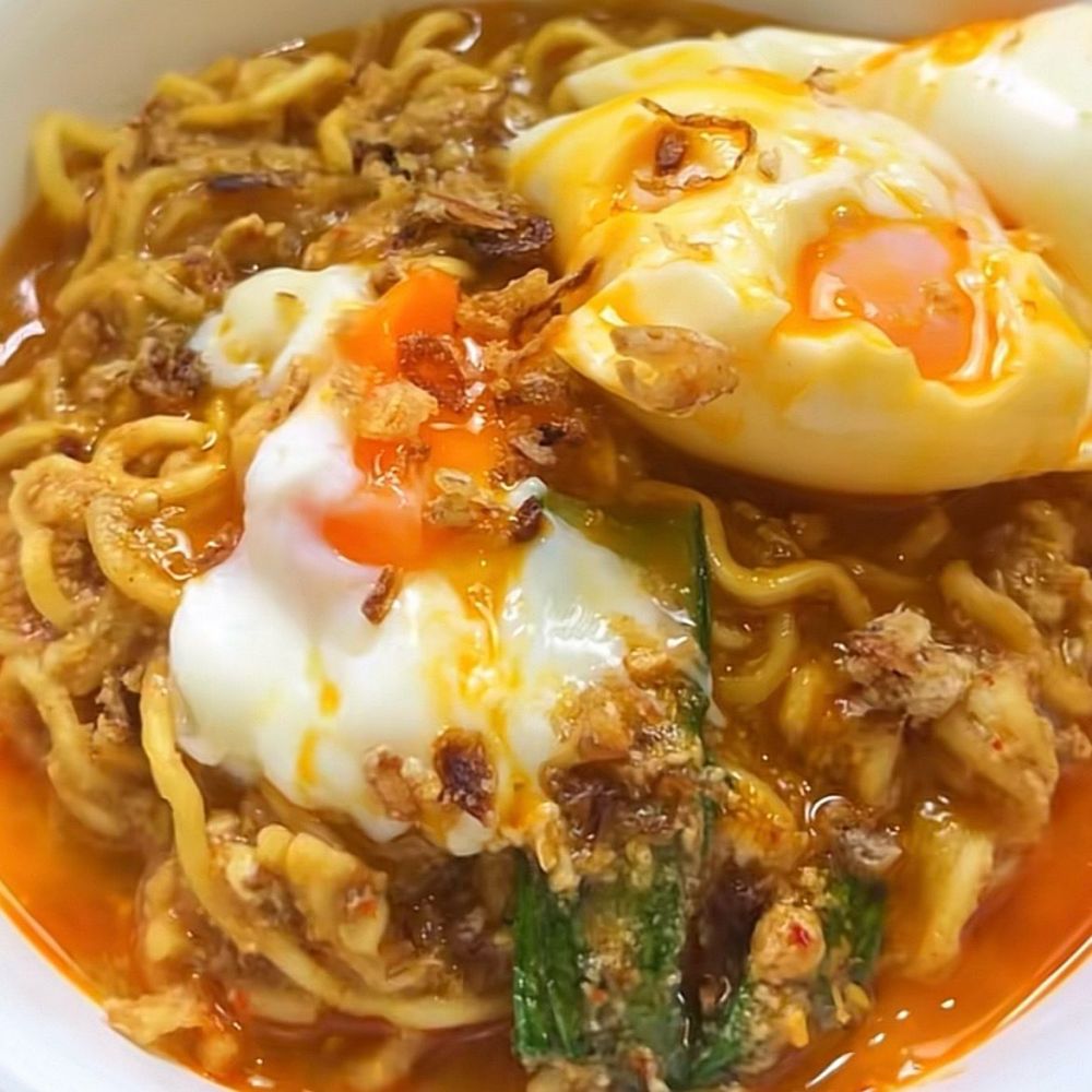 9 Resep mie nyemek pedas dengan cita rasa bold dan creamy, mantap dan super nagih di setiap suapan