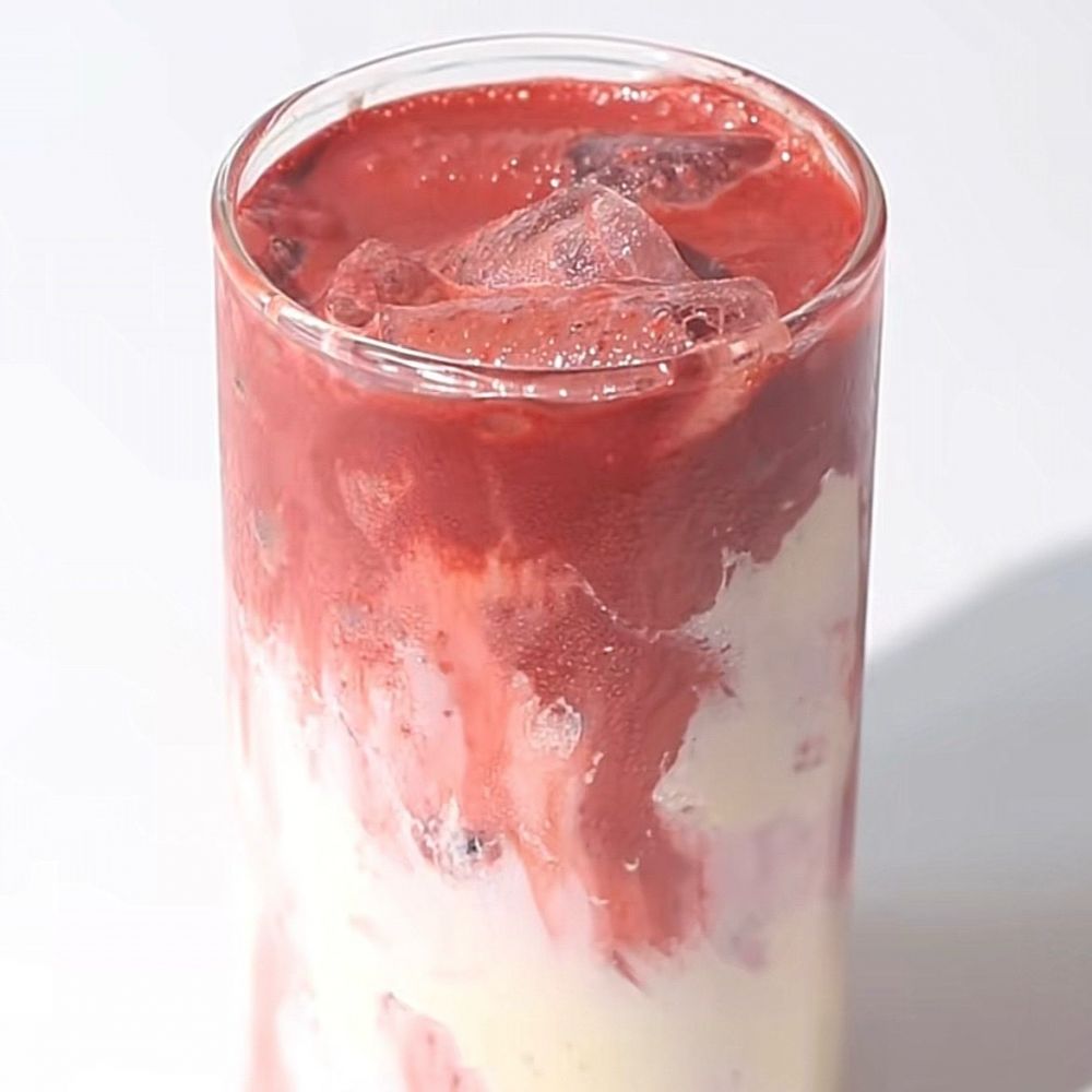 9 Resep minuman red velvet dari yang creamy hingga bersoda sebagai pelepas dahaga yang manis dan unik