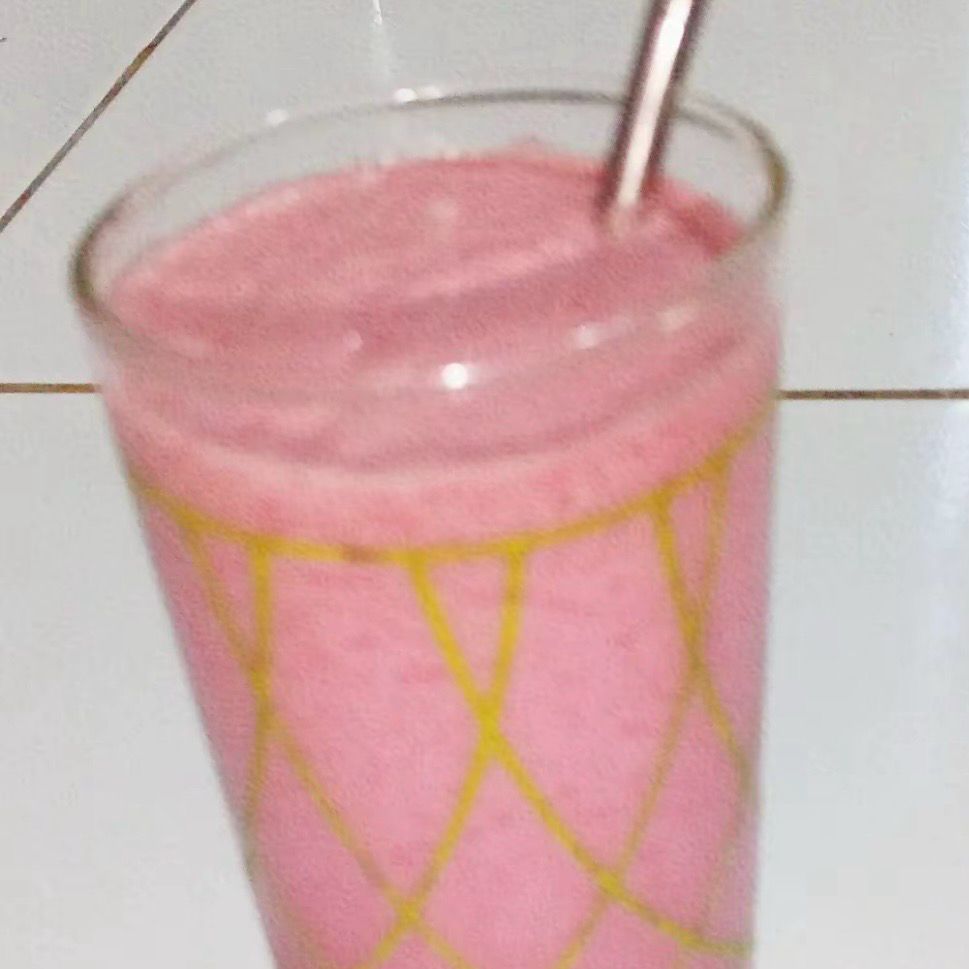 9 Resep minuman red velvet dari yang creamy hingga bersoda sebagai pelepas dahaga yang manis dan unik