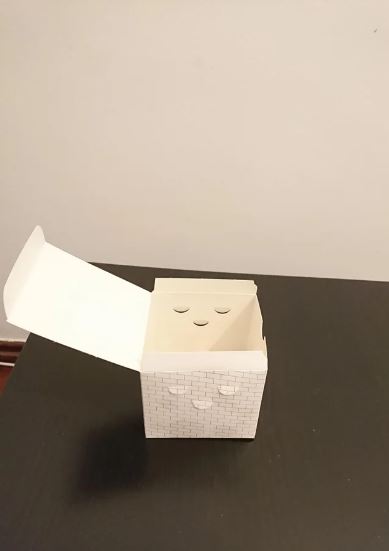 11 Potret wadah ini punya ekspresi mirip wajah manusia, penampakannya bikin mikir keras