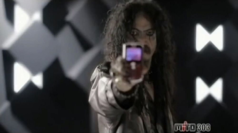 Intip 9 potret jadul seleb saat jadi bintang iklan HP lawas, Agnez Mo tampil dengan rambut bob