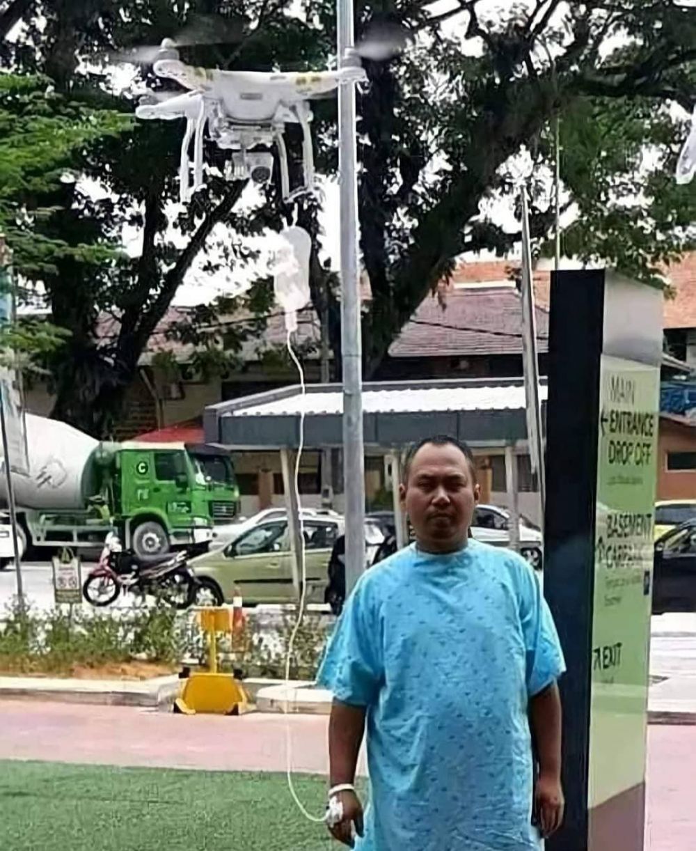 Jenius tapi kocak, 11 potret akal-akalan bapak-bapak saat di tempat umum ini bikin geleng kepala