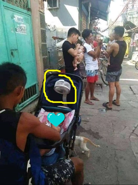 Jenius tapi kocak, 11 potret akal-akalan bapak-bapak saat di tempat umum ini bikin geleng kepala