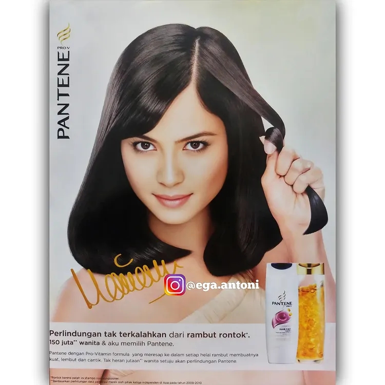 Model majalah GADIS ini pernah diisukan akan menikah dengan Nicholas Saputra, intip 9 potret lawasnya