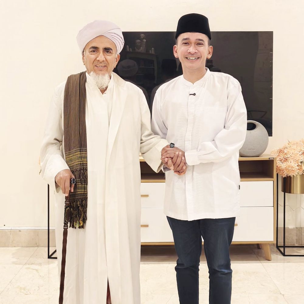 Makin rajin dalami ilmu agama, ini 9 potret Ruben Onsu rutin gelar kajian di rumahnya