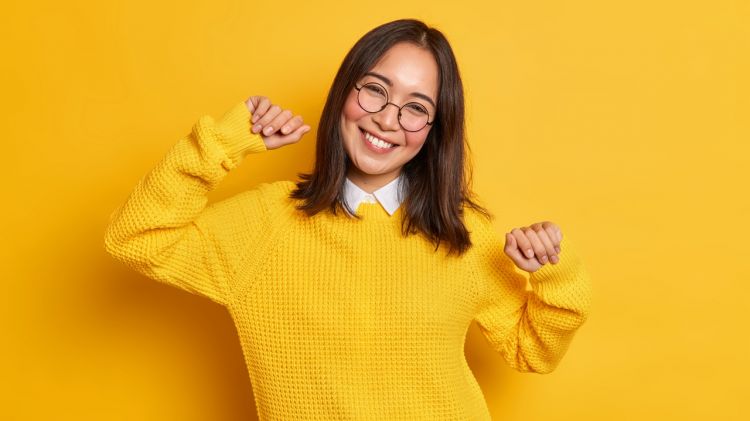 100 Kata-kata aku bisa bahagia tanpa kamu, inspirasi bijak makin percaya diri