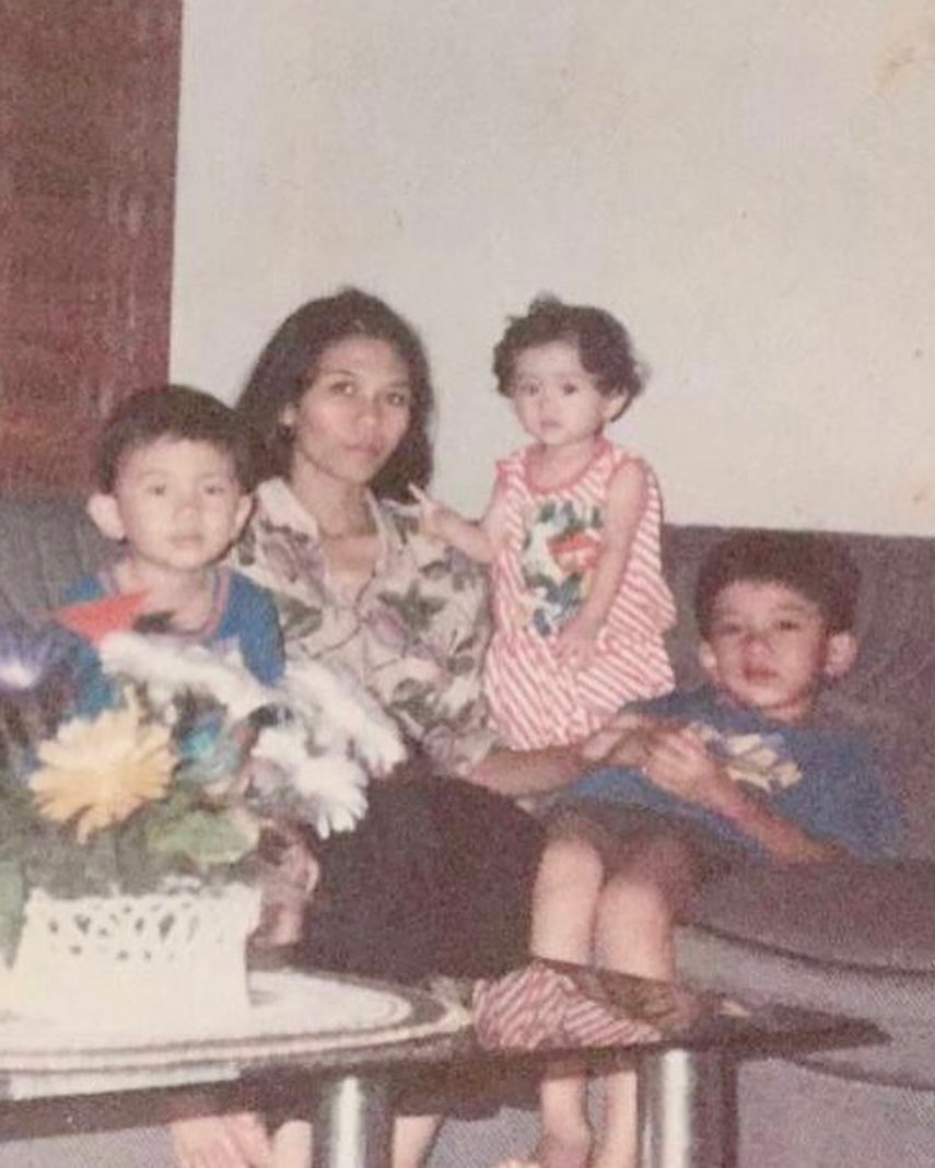 11 Potret cantiknya masa muda Ryana Dea, dulu dikenal jadi ratu FTV