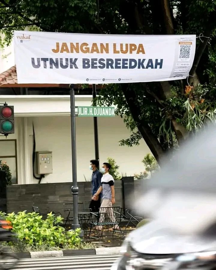 11 Tulisan pengumuman paling absurd yang bikin salah paham, bacanya harus dua kali biar ngeh