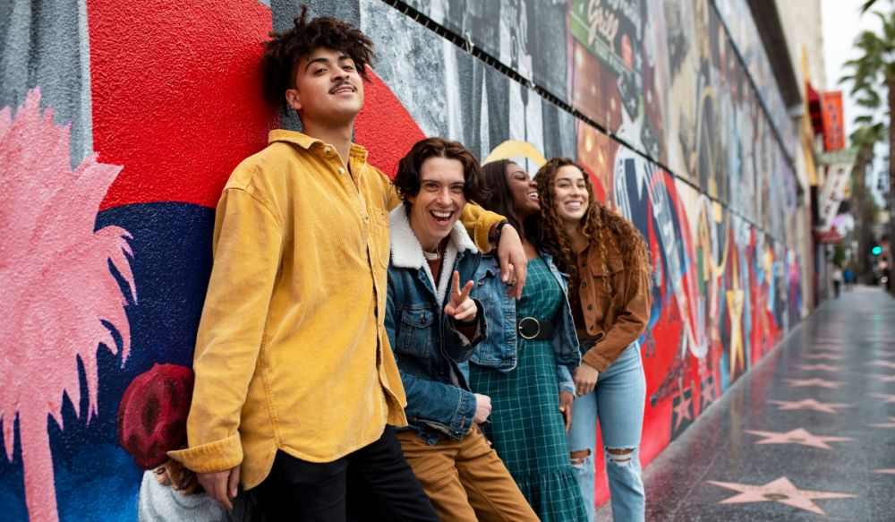 100 Kata-kata lucu anak muda penuh realita, ketawa sambil mikir