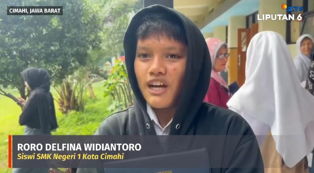 Jadi orang tua dadakan, begini momen Damkar diminta ambil raport siswi SMK di Cimahi