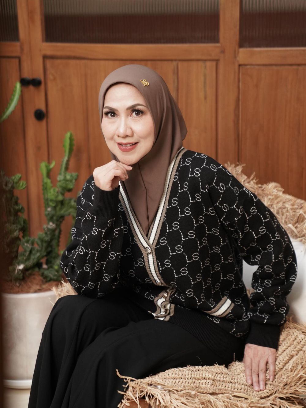 Konten lama Verrell Bramasta kembali disorot, Venna Melinda minta publik lebih bijak menilai putranya