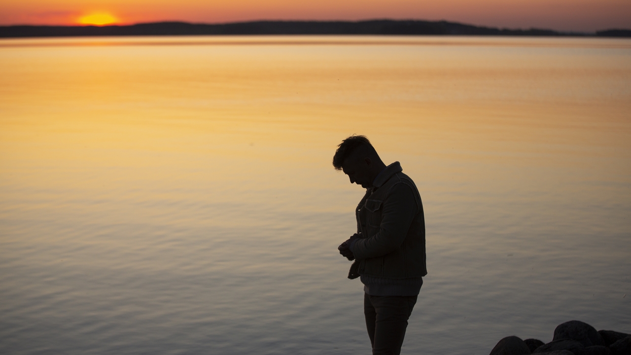 100 Kata-kata sedih lelah dengan keadaan, bantu lepaskan stres