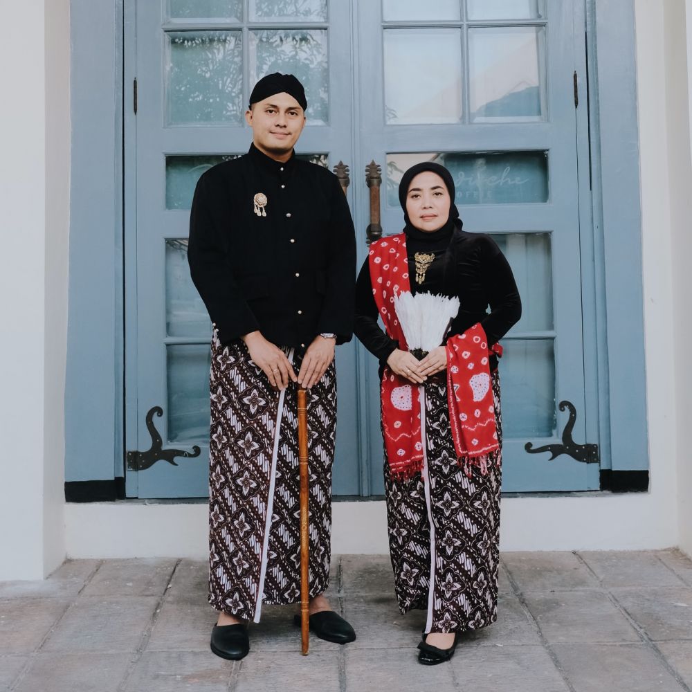 Bak prewedding lagi, ini 7 potret pemotretan Muzdalifah bareng Fadel Islami kenakan busana adat Jawa