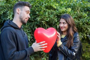 100 Gombalan satu kalimat buat PDKT, singkat tapi bikin terngiang terus