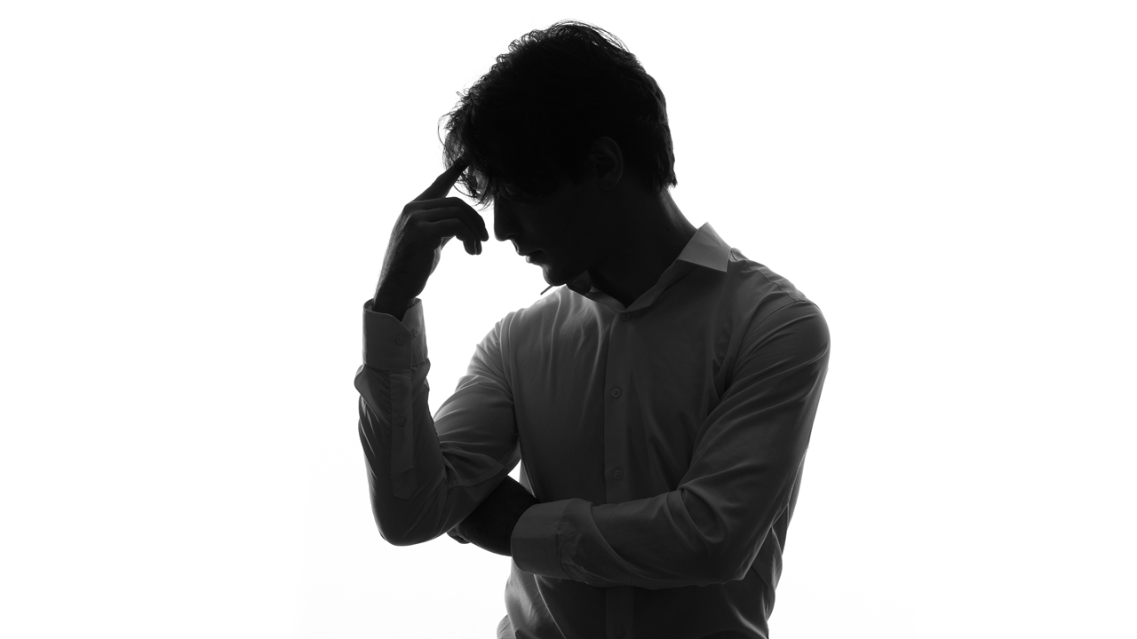 100 Kata-kata sedih cowok yang tidak dihargai, cocok untuk caption medsos