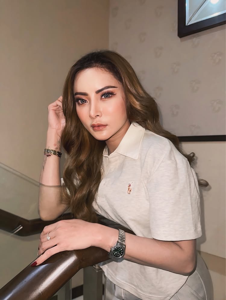 9 Potret Ayu Aulia eks model majalah dewasa yang kini didapuk jadi staf kreatif Kemhan