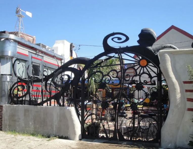 desain pagar unik &copy; berbagai sumber