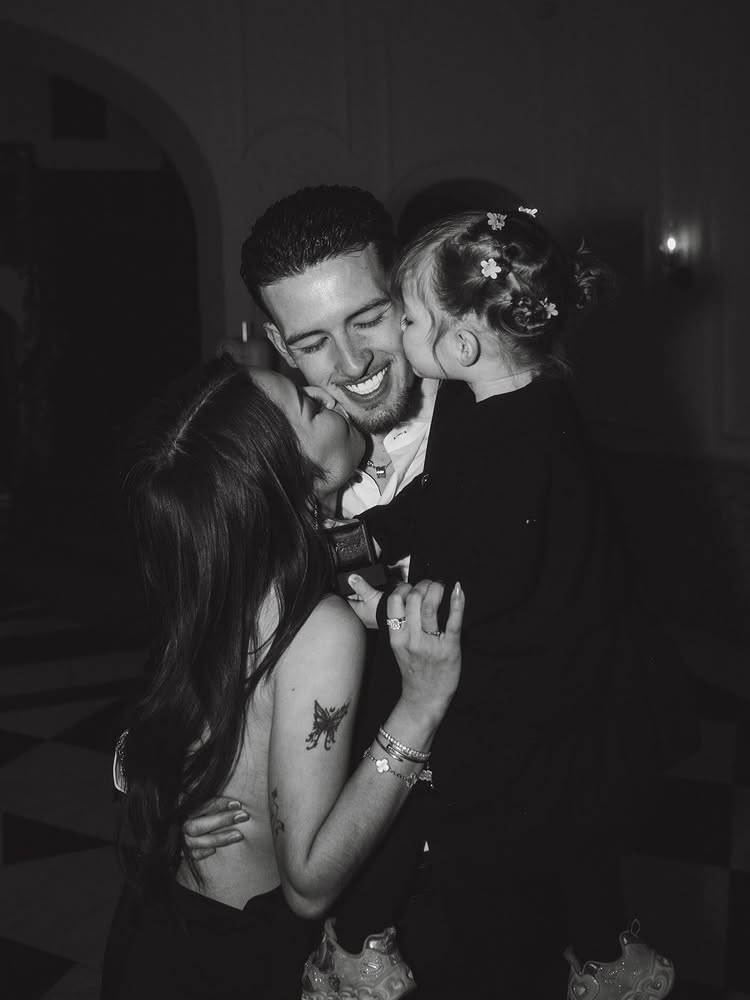 9 Potret Jennifer Coppen dilamar Justin Hubner saat dinner bareng keluarga, captionnya bikin baper