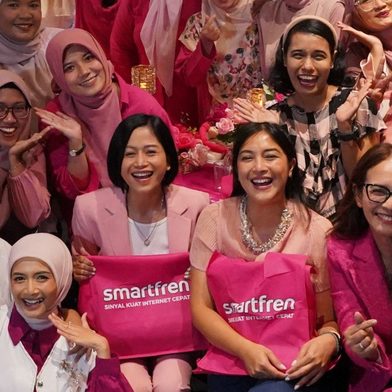 Saling berbagi cerita dan ilmu, ini serunya gerakan SMARTFREN Ibu Bantu Ibu, siap jadi momfluencer