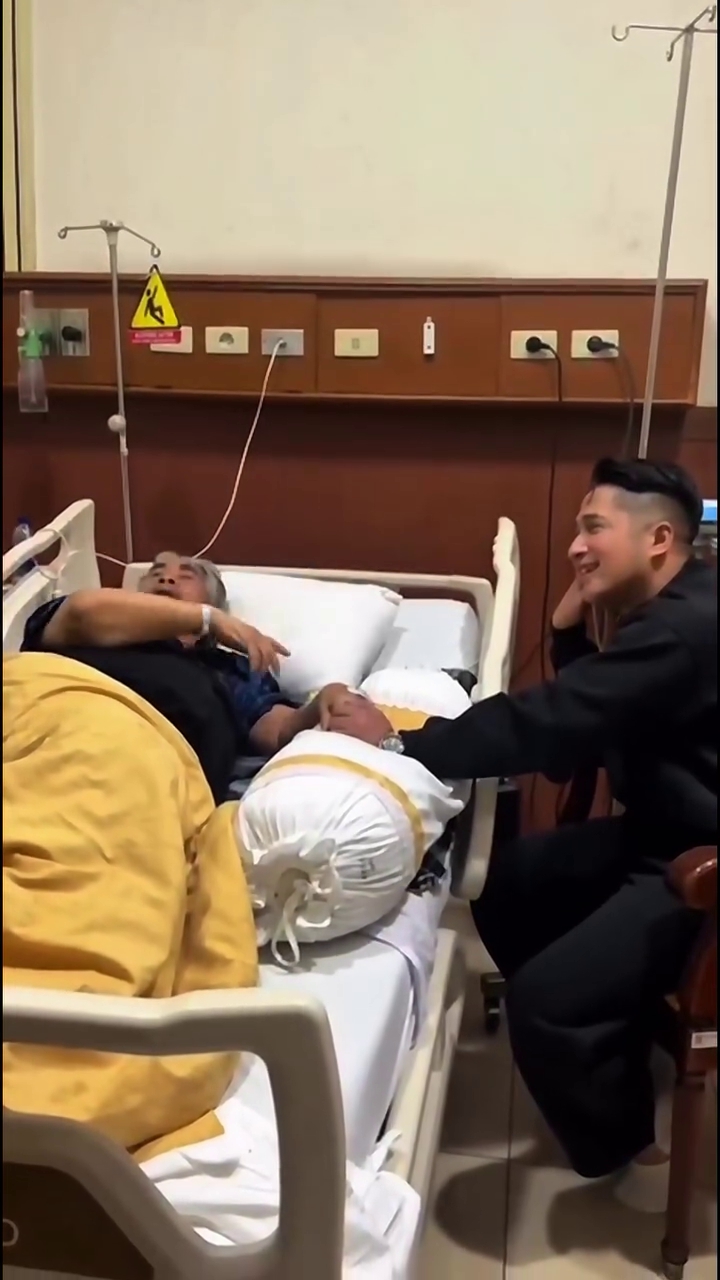 Jaja Miharja kembali masuk rumah sakit karena komplikasi, intip 9 potretnya saat ditengok Irfan Hakim