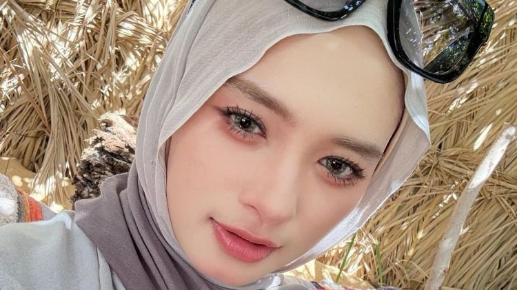 Usai pertemuan keluarga dan saran tokoh agama, Inara Rusli cabut laporan terhadap Insanul Fahmi
