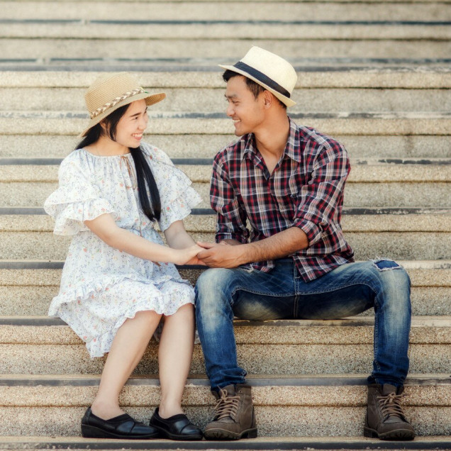 100 Kata-kata cinta penuh kesetiaan tanpa posesif, dewasa dan saling percaya