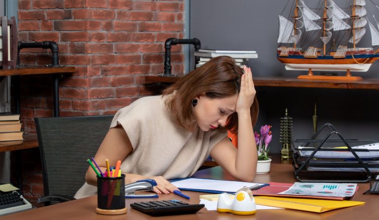 100 Kata-kata motivasi kerja keras untuk diri sendiri, penguat hati di tengah tuntutan hidup