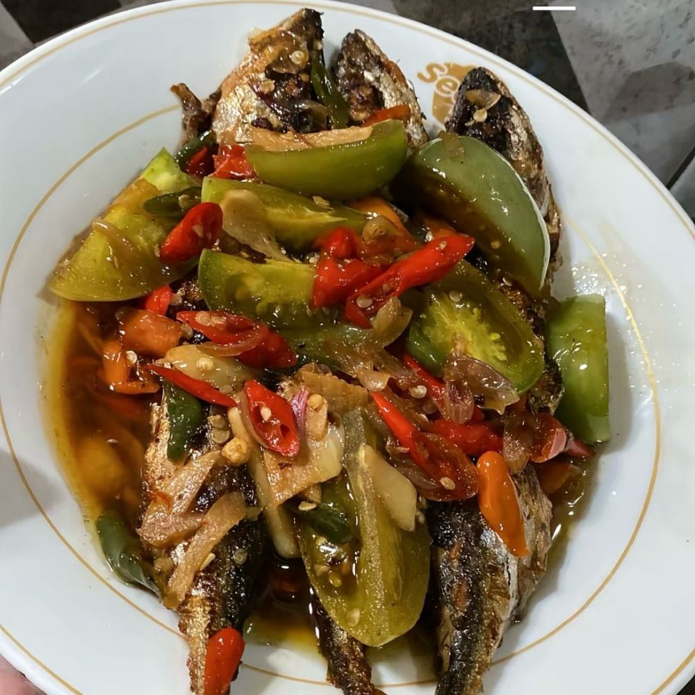9 Resep olahan ikan salem pedas mantap, bumbunya meresap sempurna dan rasanya juara di dapur