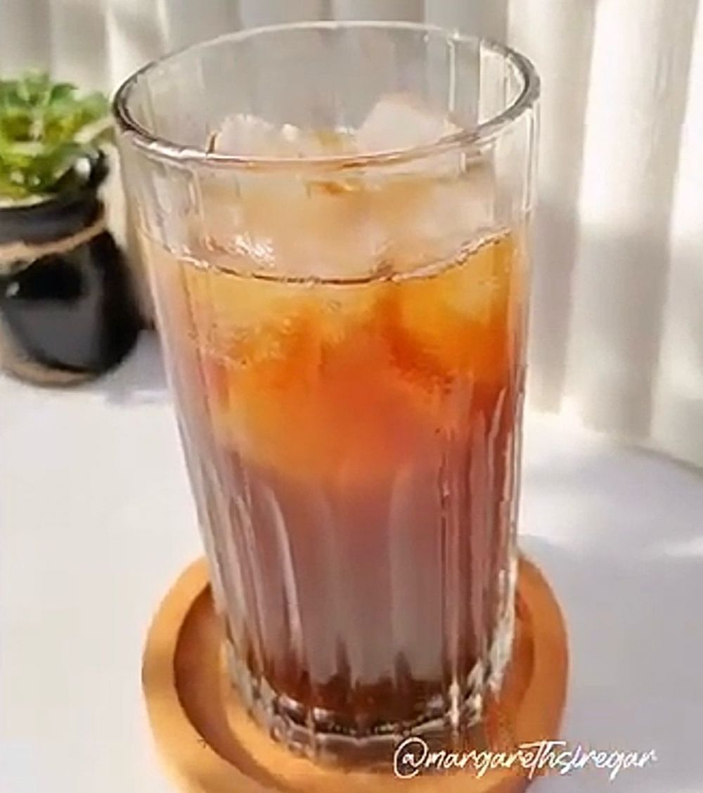 5 Resep kreasi minuman asam jawa dingin yang enak dan segar, bantu detoks alami serta pelepas dahaga