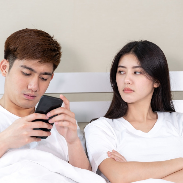 50 Kata-kata sedih kecewa buat pacar update 2026, cara elegan ungkapkan sakit hati tanpa drama