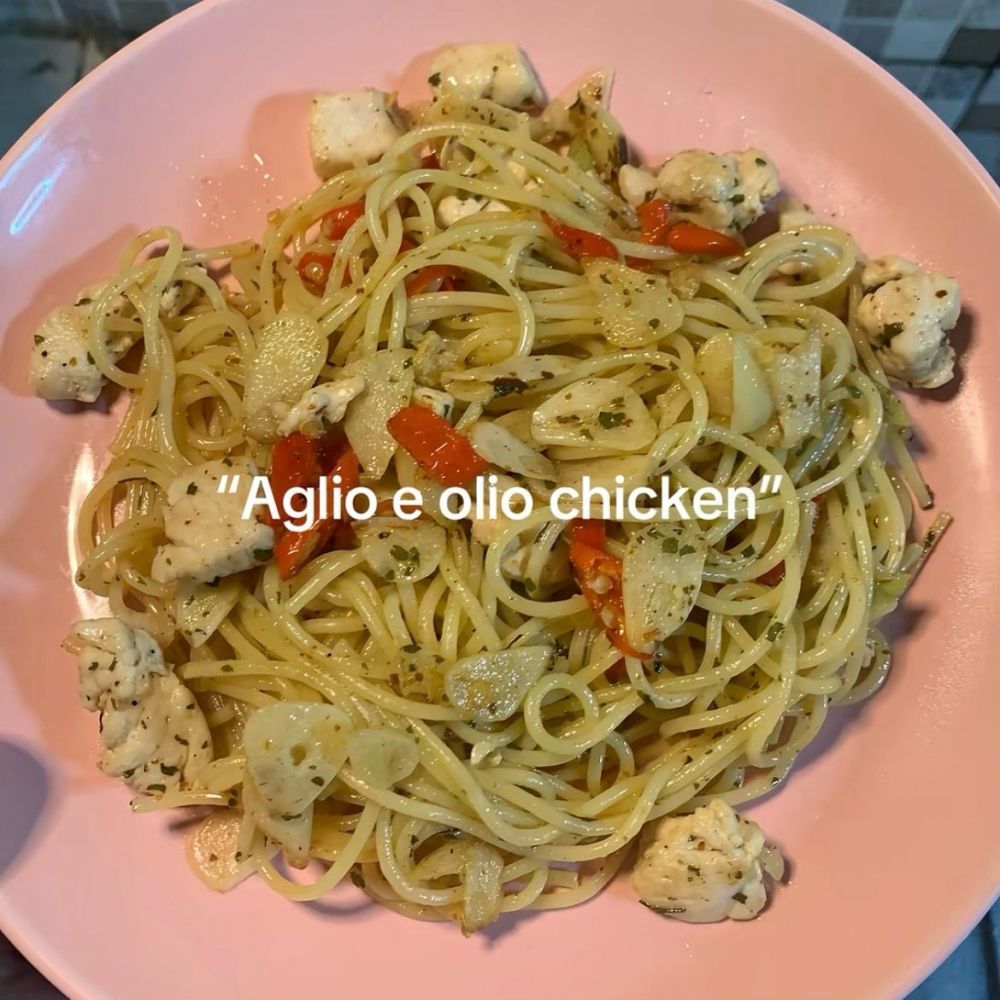 5 Resep spaghetti aglio olio pedas, harum, dan kaya rasa yang mudah dibuat tapi rasanya tetap spesial
