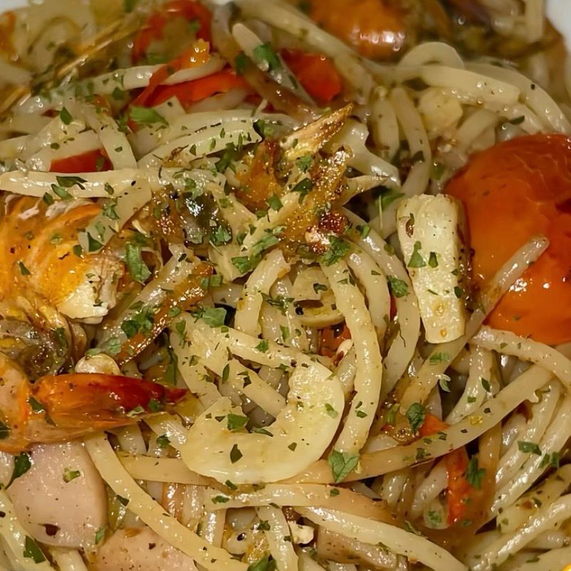 5 Resep spaghetti aglio olio pedas, harum, dan kaya rasa yang mudah dibuat tapi rasanya tetap spesial