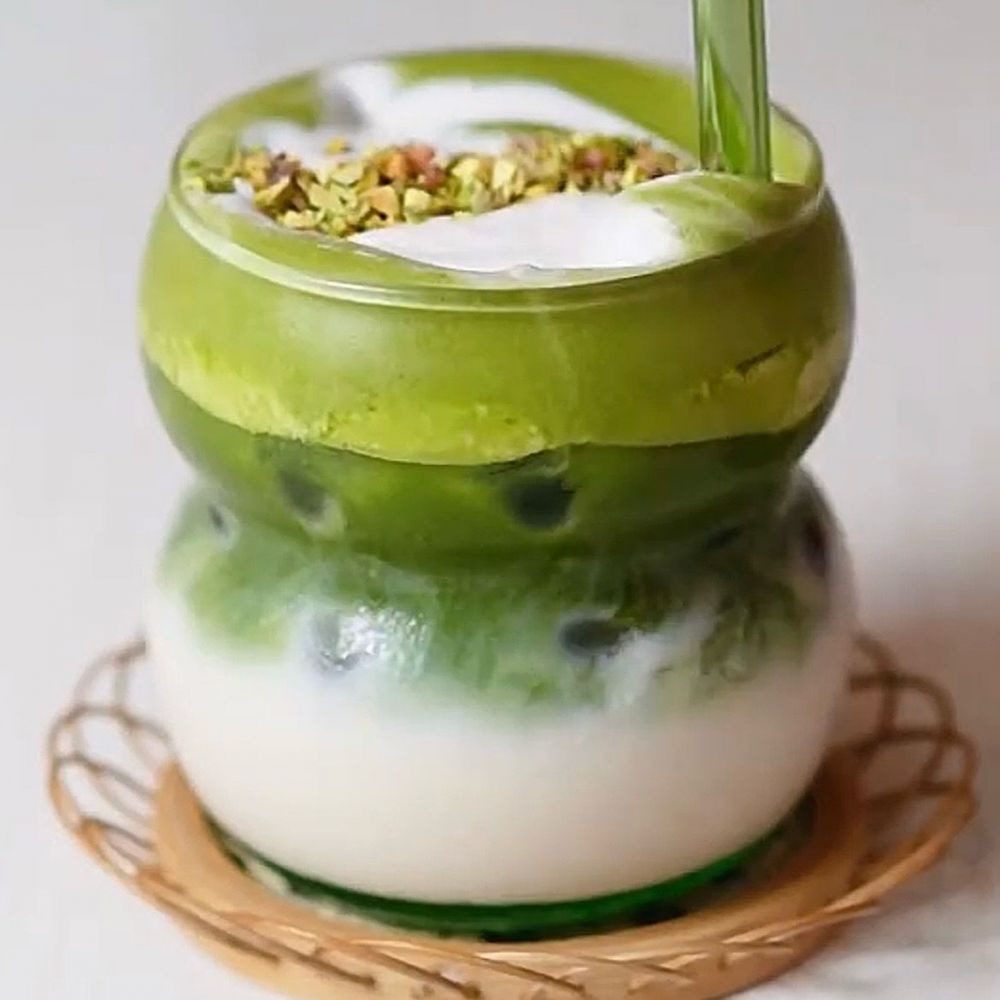 9 Resep kreasi minuman matcha latte yang creamy dan menyegarkan, siap bangkitkan mood pecinta matcha