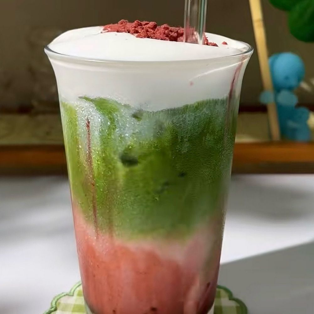 9 Resep kreasi minuman matcha latte yang creamy dan menyegarkan, siap bangkitkan mood pecinta matcha