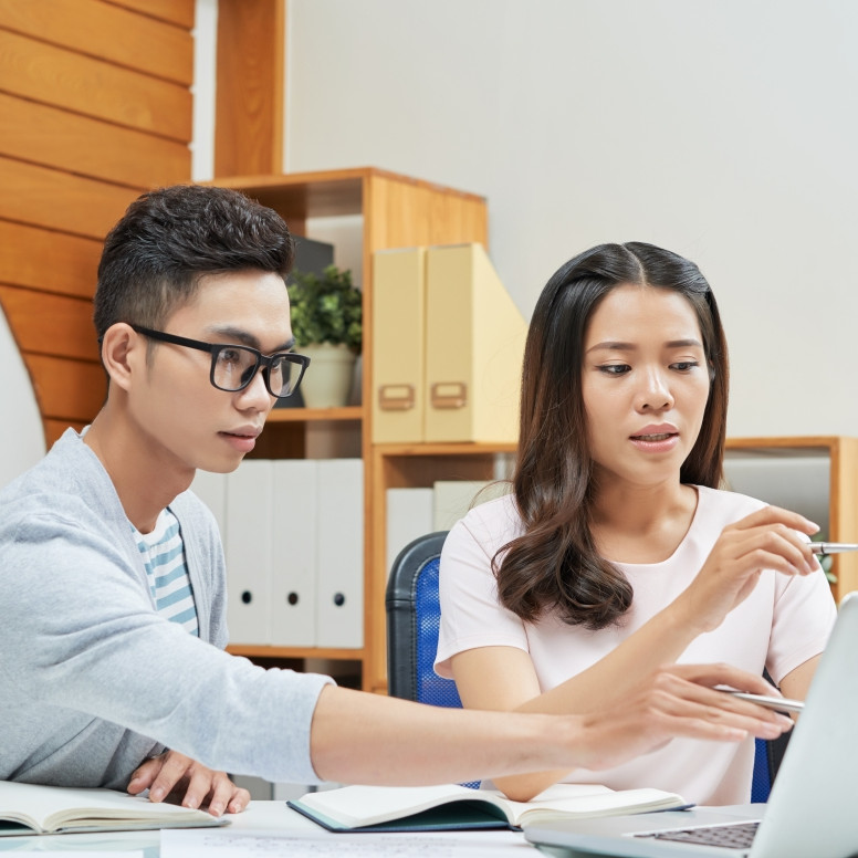 30 Kata-kata sindiran halus buat teman kantor yang gengsi bertanya tapi kerja berantakan