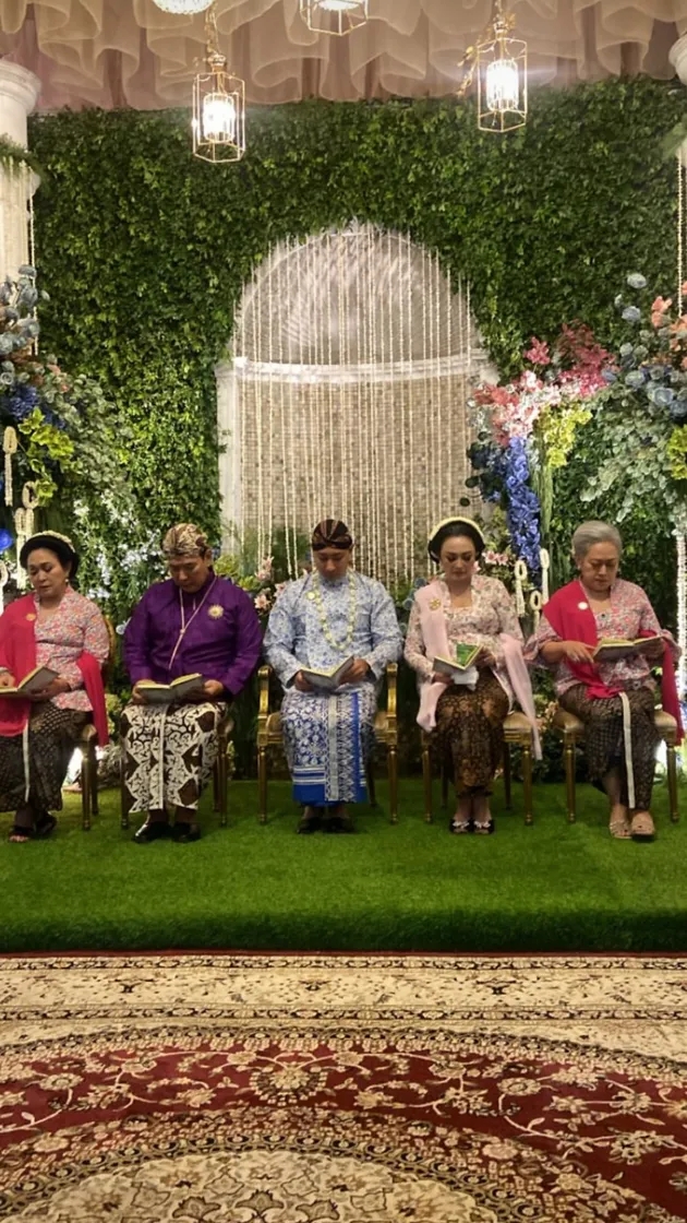 Darma Mangkuluhur Siraman berbagai sumber