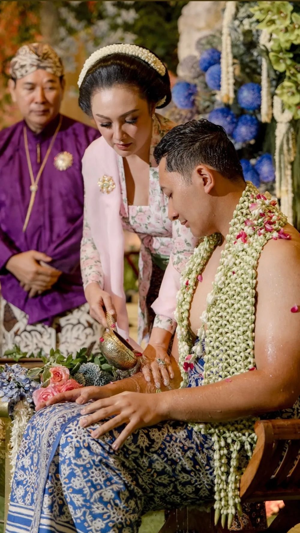 Darma Mangkuluhur Siraman berbagai sumber