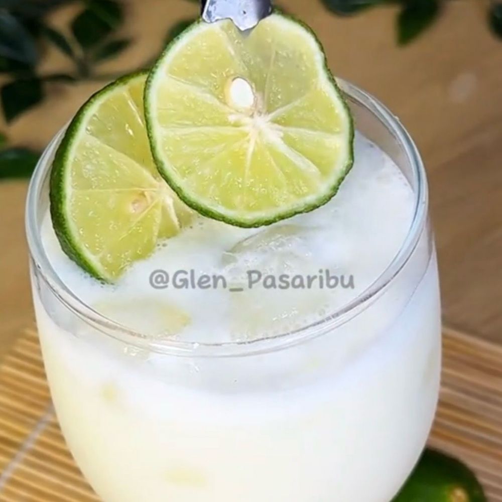 5 Resep minuman jeruk nipis yang segar maksimal, asam dan manisnya bikin melek dari tegukan pertama