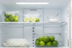 Trik menyimpan jeruk nipis di kulkas supaya tidak cepat kering dan berjamur  