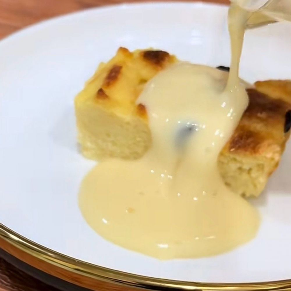 5 Resep vla puding simpel dari cokelat hingga santan keju, siap bikin puding jadi lebih nikmat