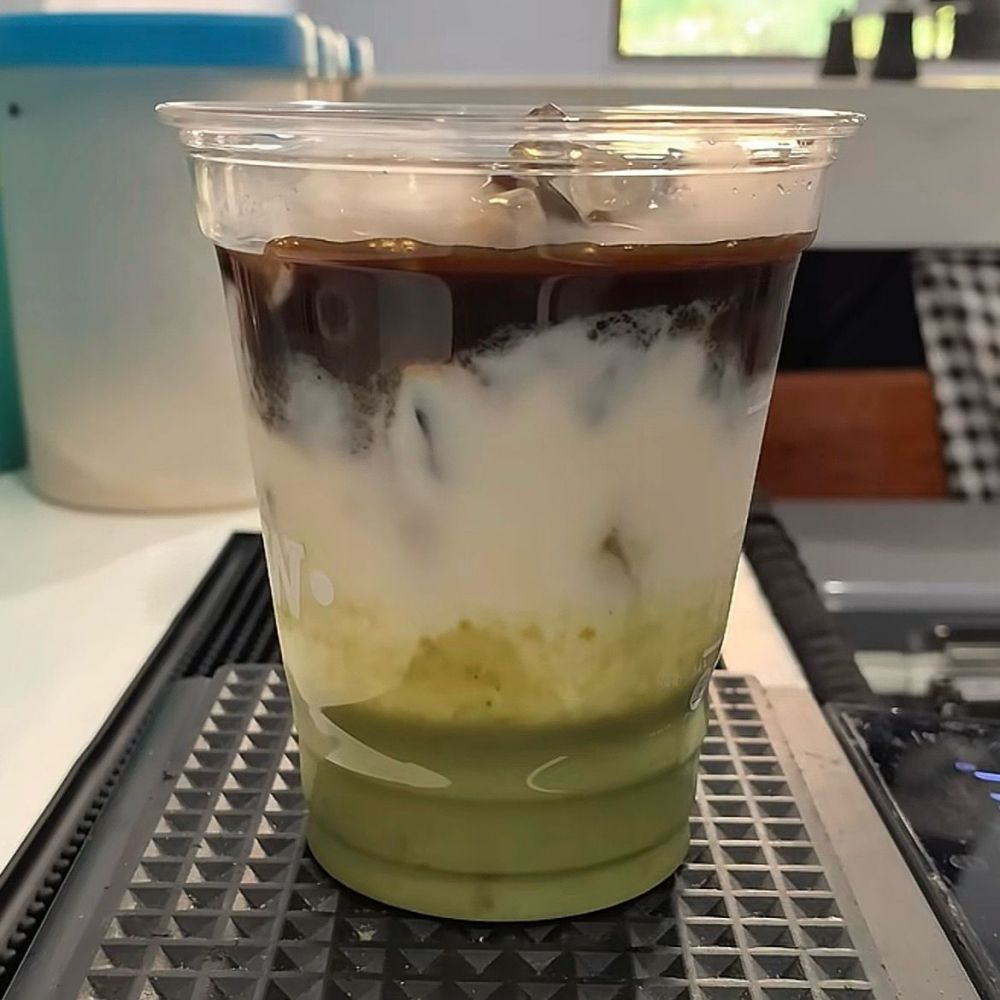 7 Resep kreasi minuman kopi dingin unik dan nikmat, bikin momen di rumah lebih spesial