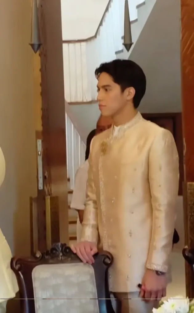 El Rumi Lamaran TikTok @raradithar