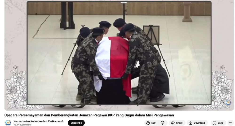 Momen persemayaman Deden Maulana korban pesawat ATR 42-500, sang putra lantunkan Al-Insyirah