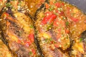 7 Resep olahan ikan mas pedas mantap dengan bumbu meresap, siap jadi bintang utama di meja makan