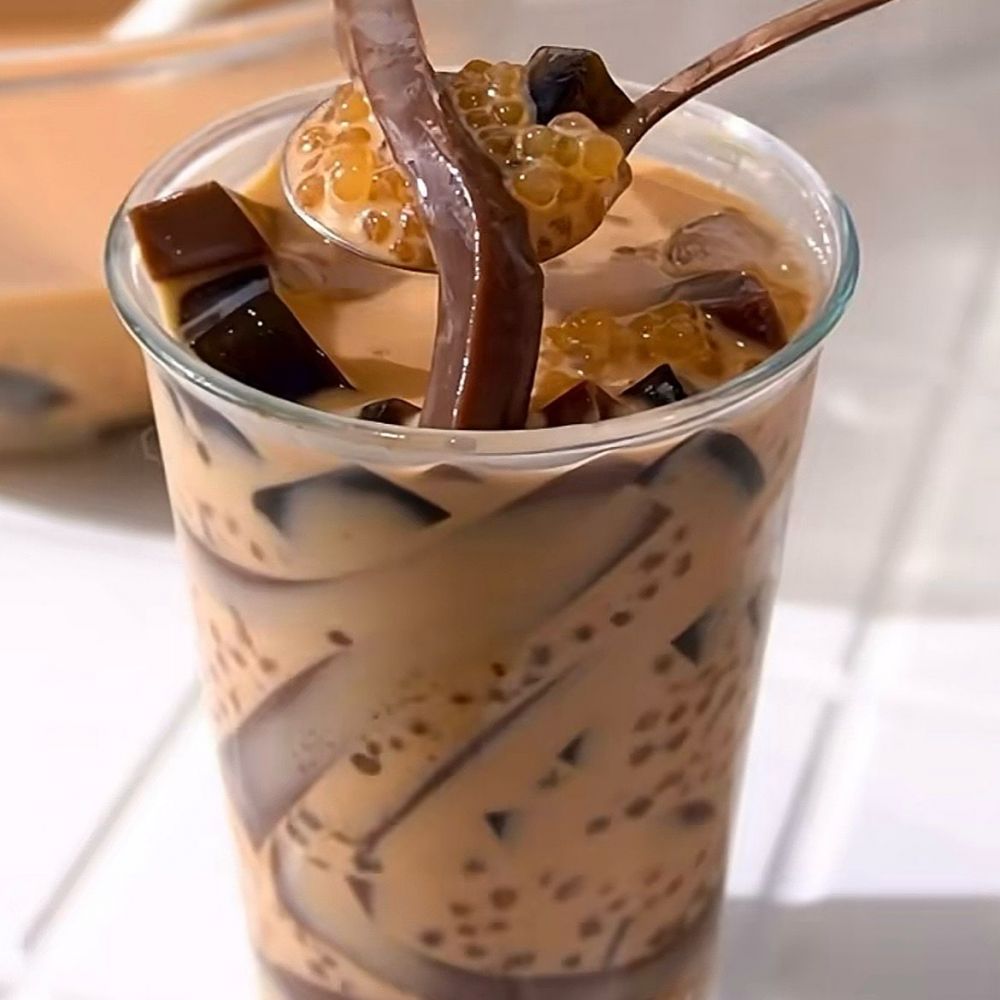 7 Resep kreasi minuman thai tea dingin, cita rasa khasnya semakin nikmat dan nagih di tiap tegukan