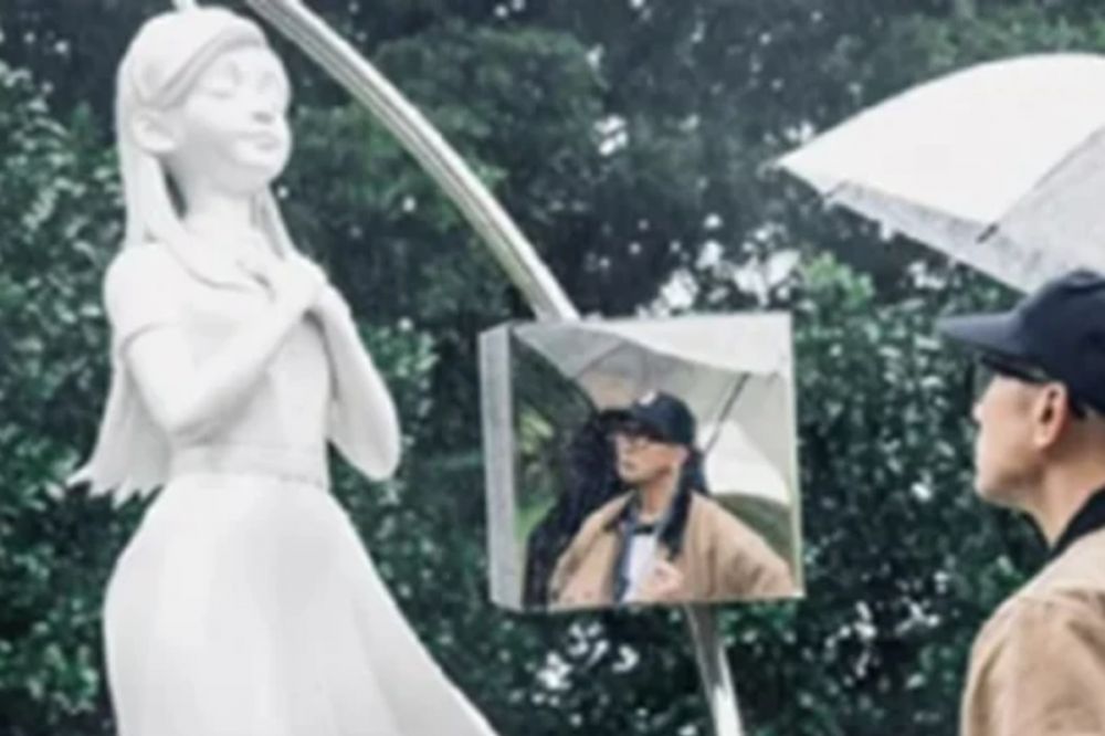 Jerry Yan dan Vic Chou hadiri peresmian patung memorial Barbie Hsu, ini 7 potretnya yang penuh haru