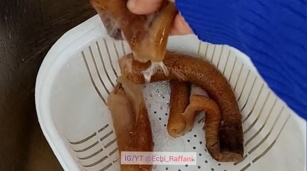 Cara menghilangkan lendir kikil sapi agar tidak lengket saat dingin