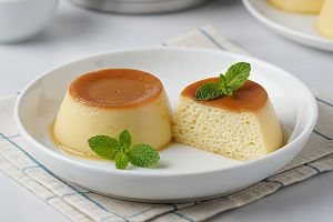 Cara membuat puding telur kukus lembut tanpa lubang dan tekstur halus