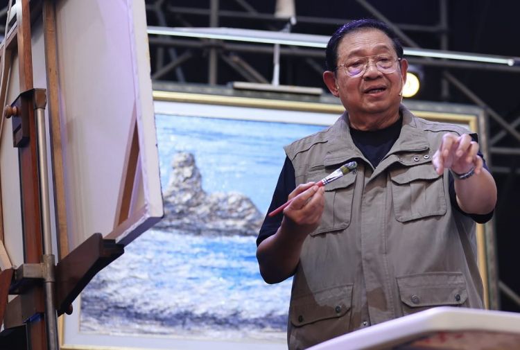 5 Penampakan lukisan Kuda Api karya SBY yang terjual Rp6,5 miliar di acara Imlek 2026