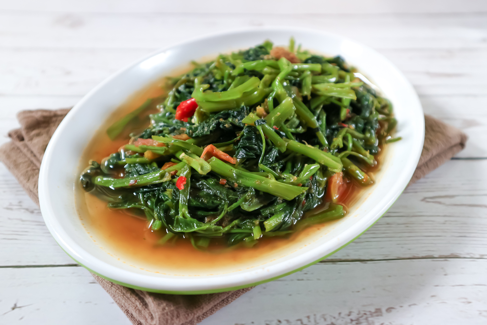 Resep kangkung lezat untuk berbuka, ternyata ini caranya agar nutrisinya tetap terjaga usai dimasak